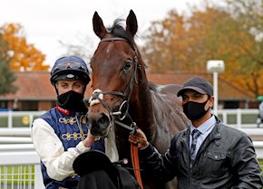 Beau Jardine wins on debut at Newmarket