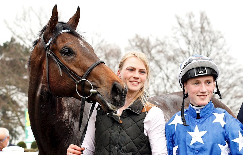 Qabala led up by Flo Hermans and ridden by David Egan